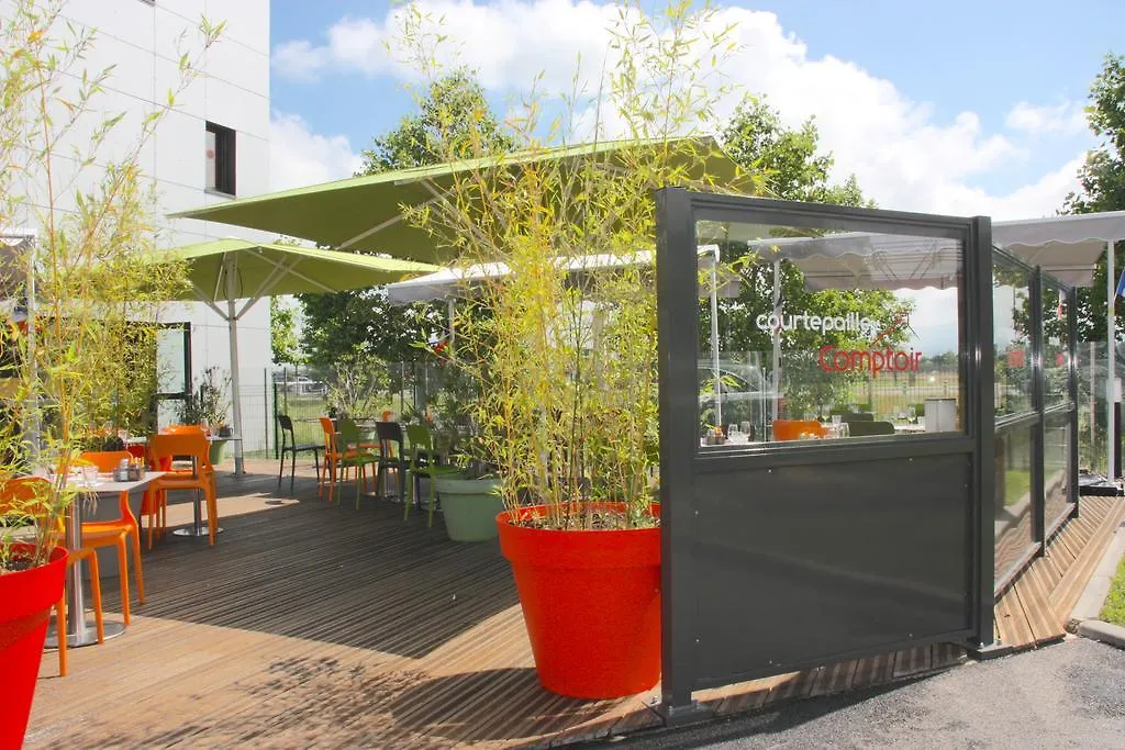 Ibis Styles Romans-Valence Gare Tgv Alixan