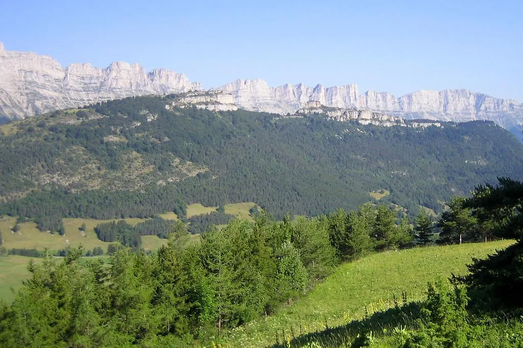 Ibis Styles Romans-Valence Gare Tgv Alixan