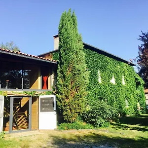 Privatunterkunft Magnificent Renovated Farmhouse - 10 Min A7 -
