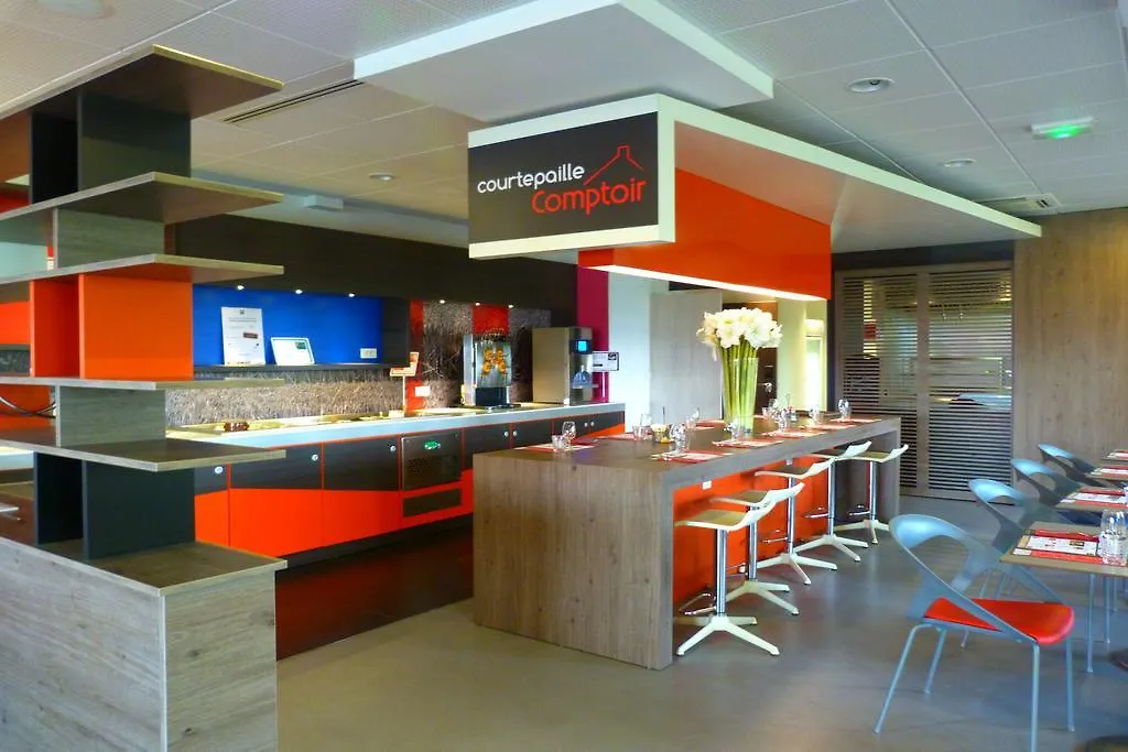 Ibis Styles Romans-Valence Gare Tgv Alixan Francia