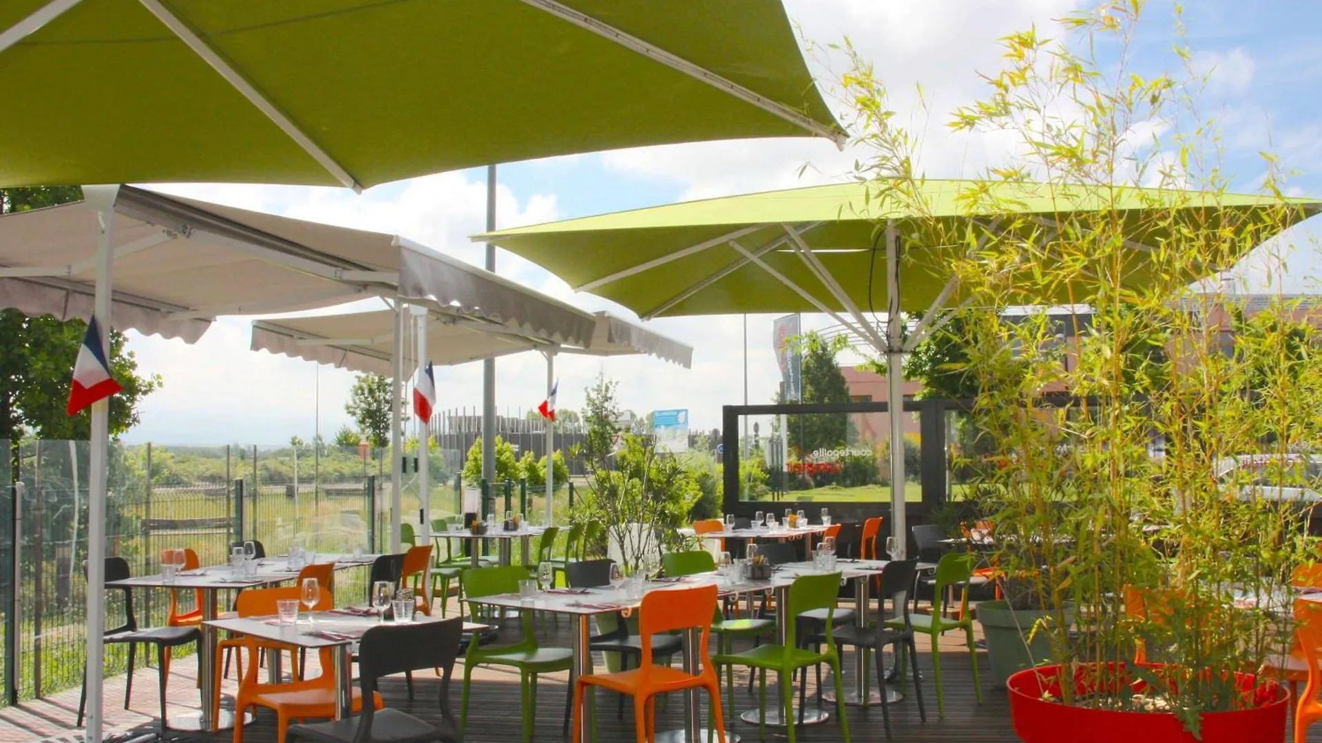 Ibis Styles Romans-Valence Gare Tgv Alixan Francia