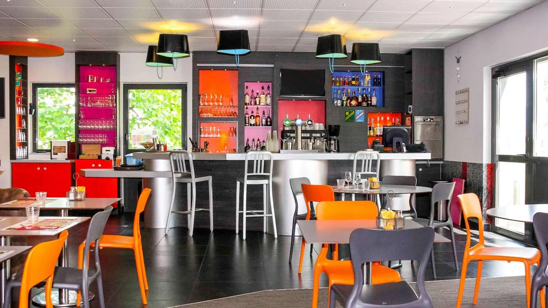 Ibis Styles Romans-Valence Gare Tgv Alixan 3*,  Francia
