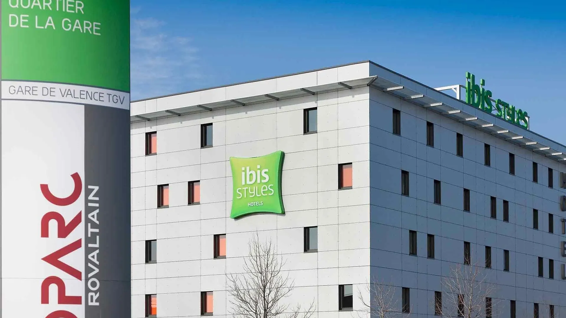 Ibis Styles Romans-Valence Gare Tgv Alixan Hotel